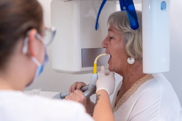 Best Emergency Dental Extractions in North Fair Oaks, CA